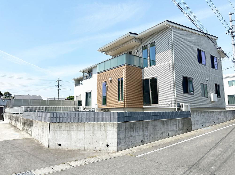 Renovated 4LDK+S Ichijo i-Smart with Solar & Floor Heating in Takasaki, Gunma