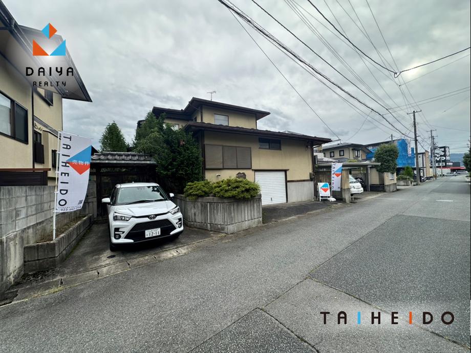 Spacious 7DK Wooden Home on a Large Lot in Quiet Akanegaoka, Yamagata, Yamagata