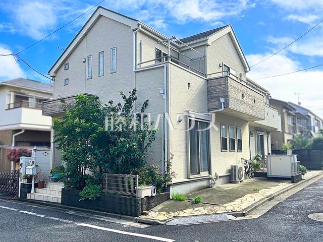 Near-new 4LDK wooden house with roof balcony in quiet Nerima, Tokyo