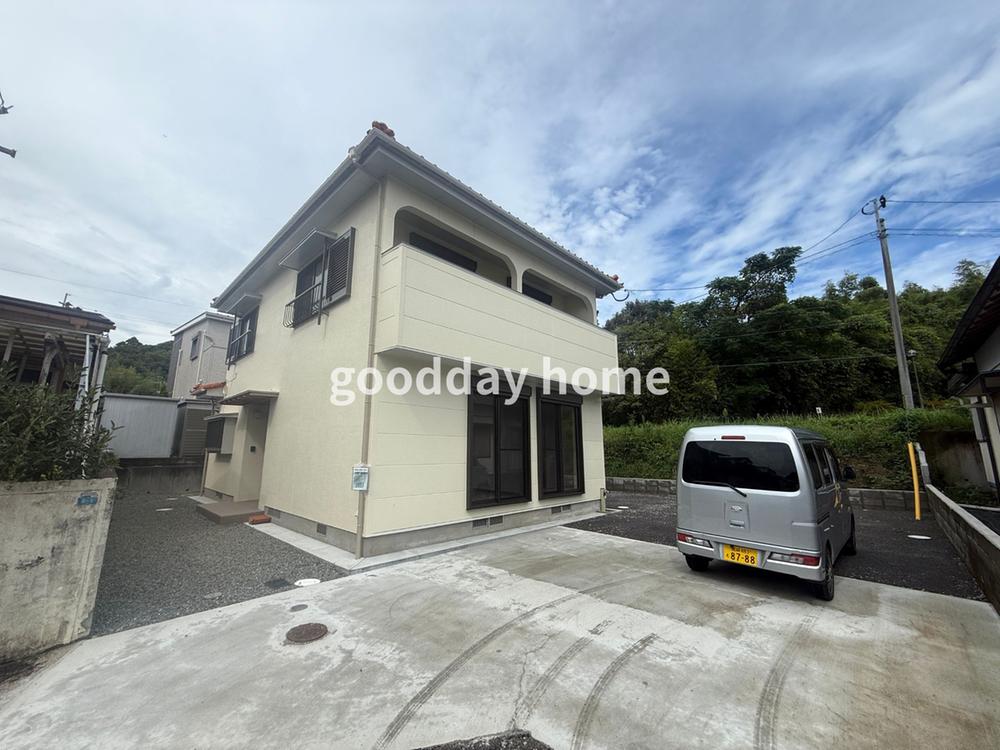 Renovated 5DK Wooden House with South Balcony in Quiet Miyazaki, Miyazaki