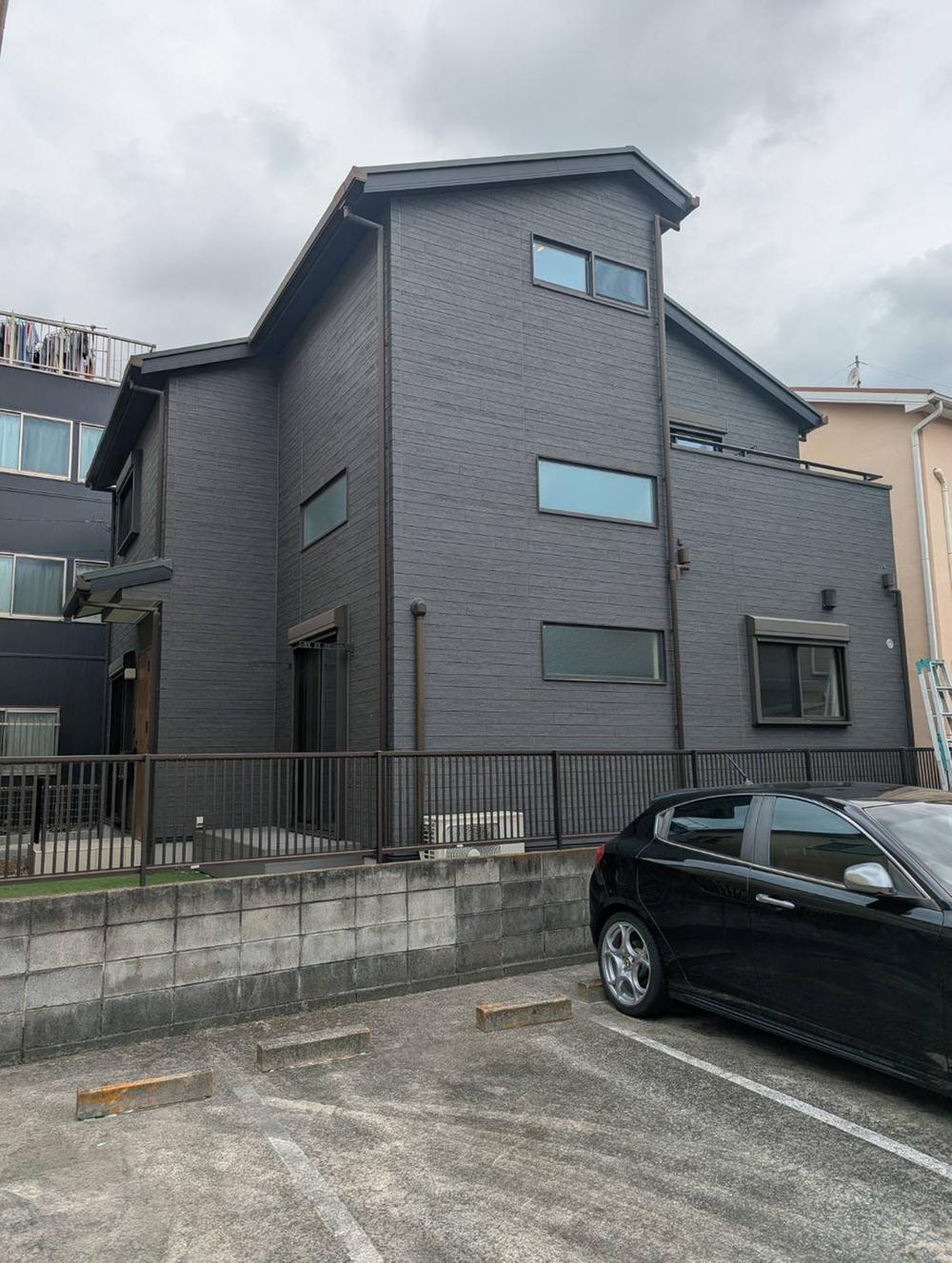 Bright-Concept 3SLDK House with Loft and Flexible 4LDK Layout in Saiwai-ku, Kanagawa