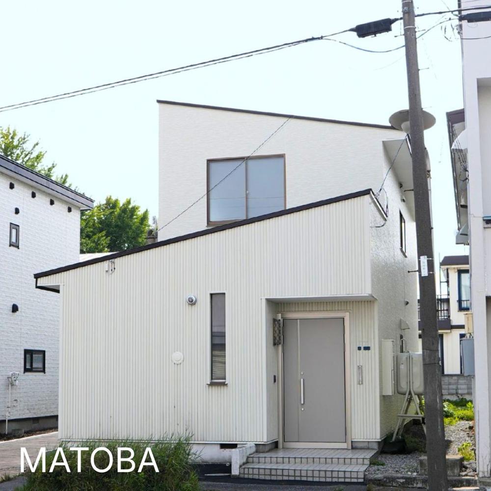 Bright 4LDK+S House with Two-Car Parking in Hakodate, Hokkaido