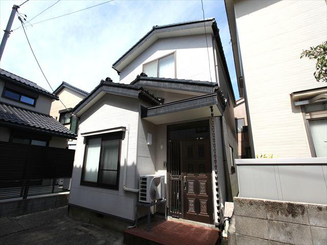 Renovated 4K Wooden House in Kanazawa Teramachi with Kotatsu Room, Ishikawa