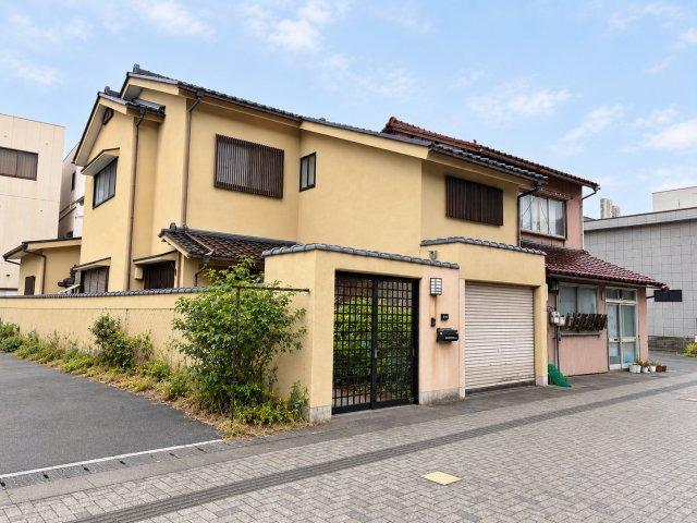 Spacious 5LDK Wooden Home Near Tsuruga Station, Fukui