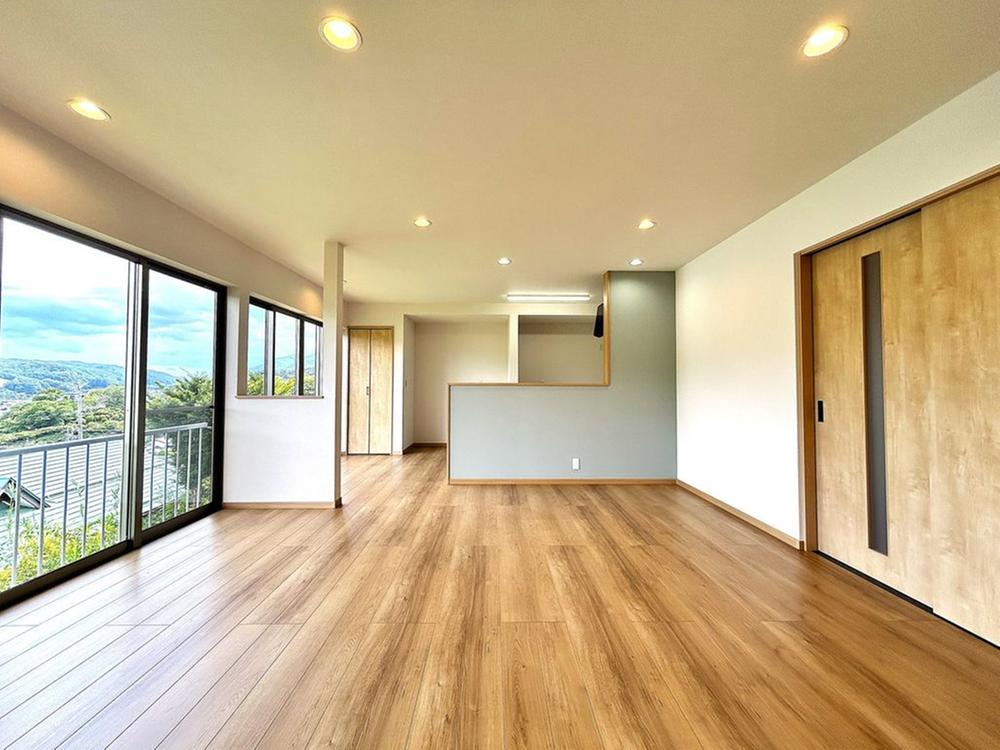 Fully Renovated 3LDK Home with Bright 22-Tatami LDK in Okaya, Nagano