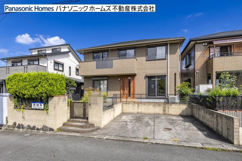 Spacious 4LDK+S Home with Walk-In Closet in Tokai, Tokai, Aichi