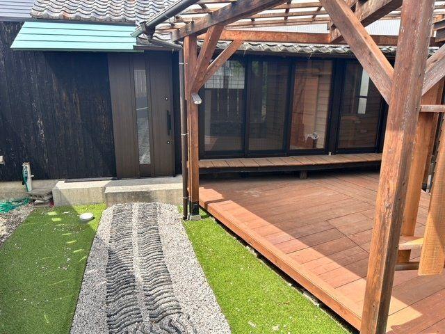 Renovated Single-Story 2DK with a Warm Wood Feel in Higashino
