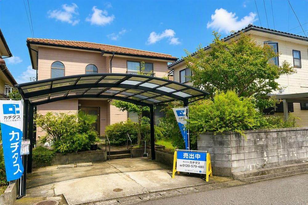 Renovated 3LDK Home with Parking for Three in Niigata, Niigata