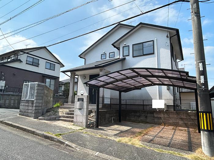Bright, Renovated 4LDK with Garden in Misakigaoka, Fukuoka