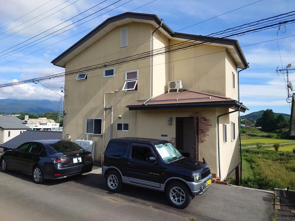 Sunny High-Ground 3LDK in Chino with Yatsugatake Mountain Views, Nagano