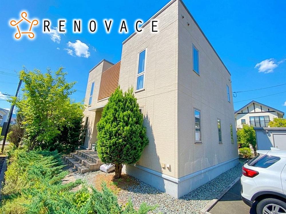 Bright 3LDK Home with Hardwood Floors in Sakurada Higashi, Yamagata