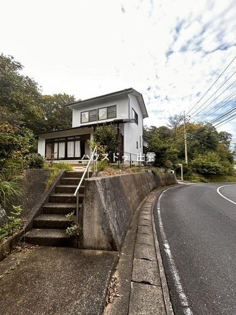 Bright 5DK Home with Renovation Potential in Otsu-cho, Izumo, Shimane