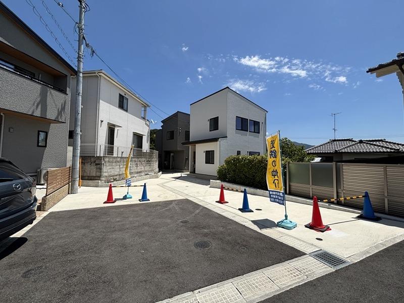 Bright 4LDK Home in Quiet Funakoshi, Hiroshima
