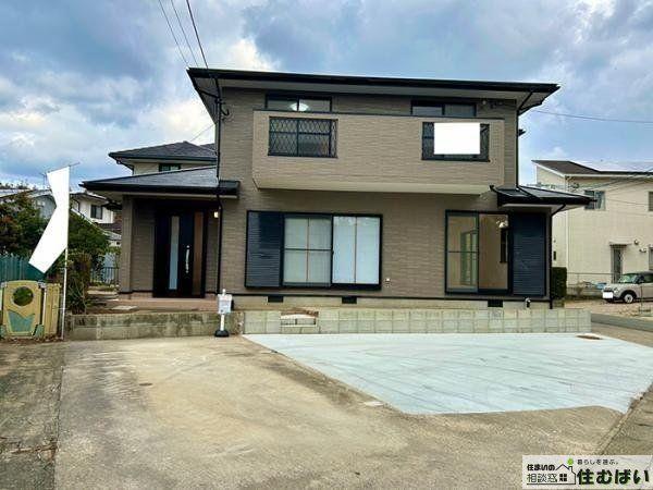 約22帖のLDKと並列2台駐車可能なリフォーム済み4LDK、新宮町