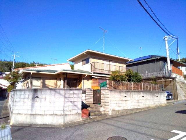 Spacious 5DK Home with Garden and Sunroom in Ube, Ube, Yamaguchi