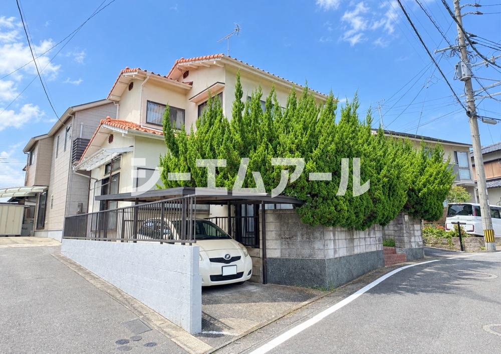 Bright 4LDK Corner-Lot Home in Quiet Minami-ku, Fukuoka