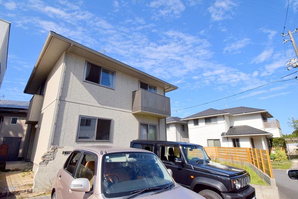 Bright 4LDK All-Electric Home in a Quiet Miyoshi Neighborhood