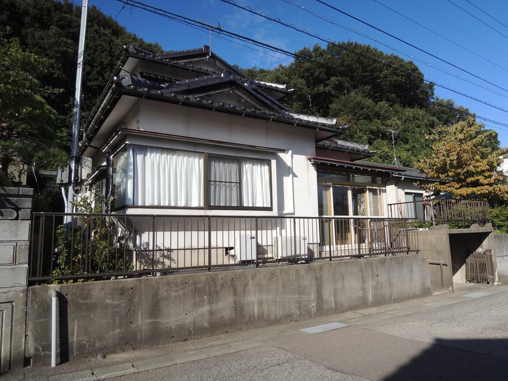 Bright 5LDK Home with a Garden in Sannocho, Kanazawa, Kanazawa, Ishikawa