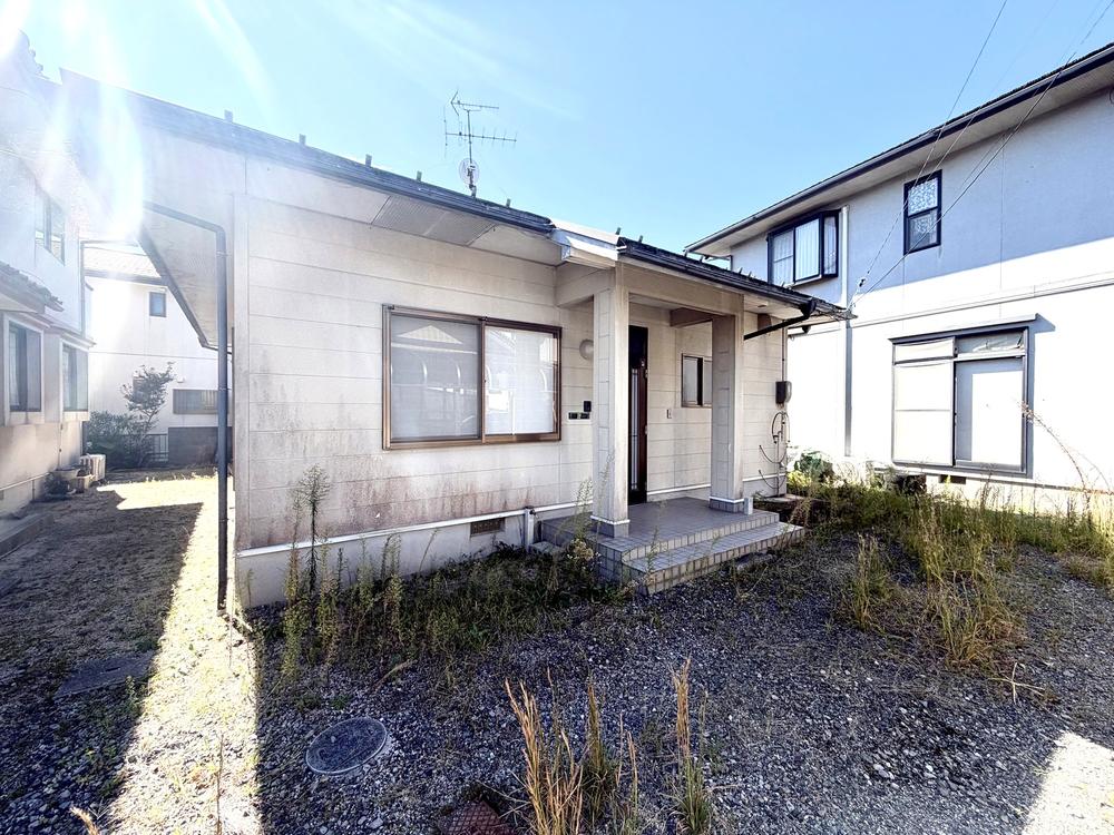 Single-Story 3DK with Garden and Parking in Yodoe-cho Sada, Yonago, Tottori