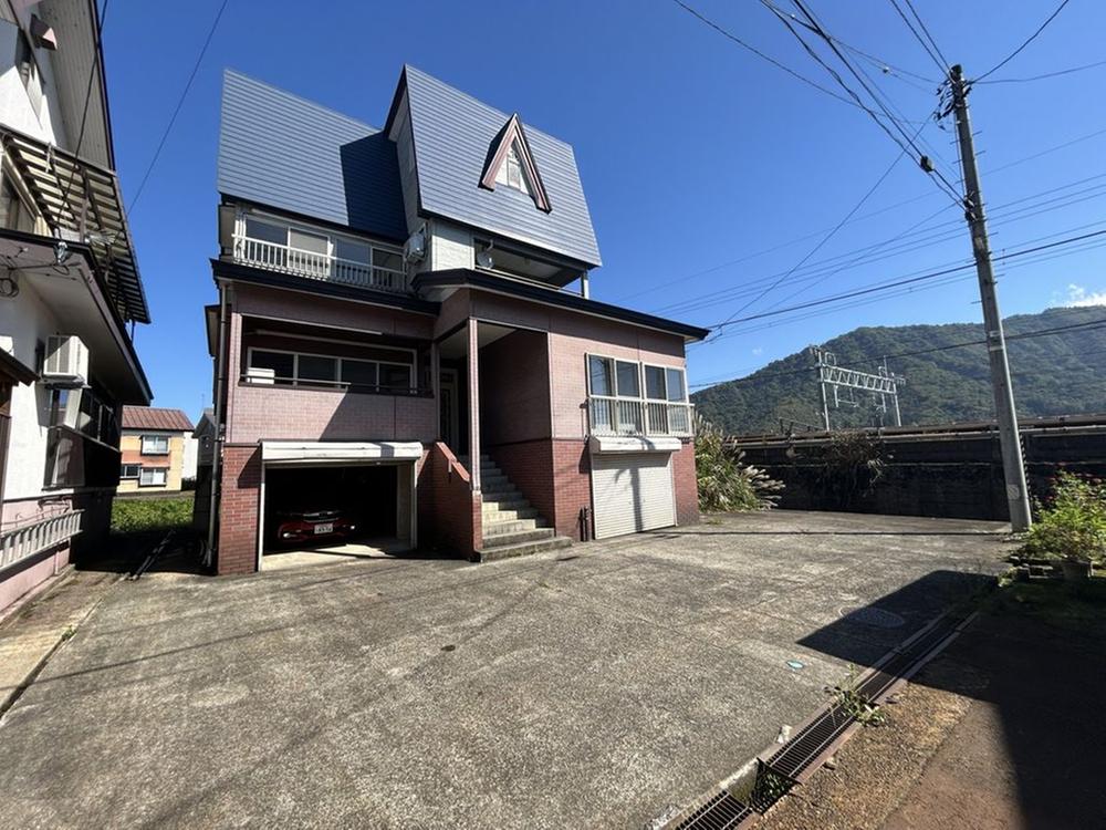 Spacious 5LDK+S Home Near Muikamachi Station, Minamiuonuma, Niigata