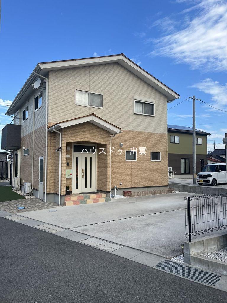 Bright, Storage-Rich 5LDK Home in Hikawa-cho Shobara, Izumo, Shimane