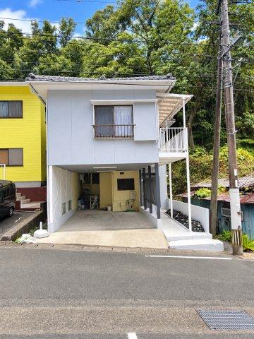 Bright, Partially Renovated 2LDK House in Kurokami, Kumamoto