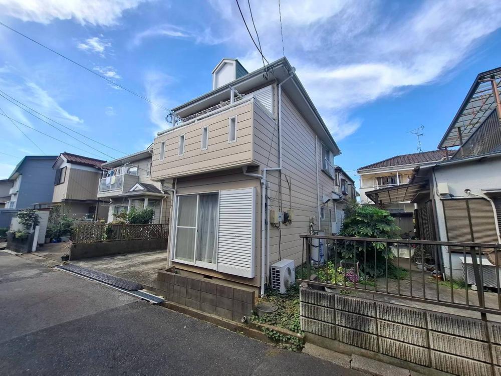 Spacious 5LDK+S Home with Two-Car Parking in Tsukazaki, Kashiwa, Chiba