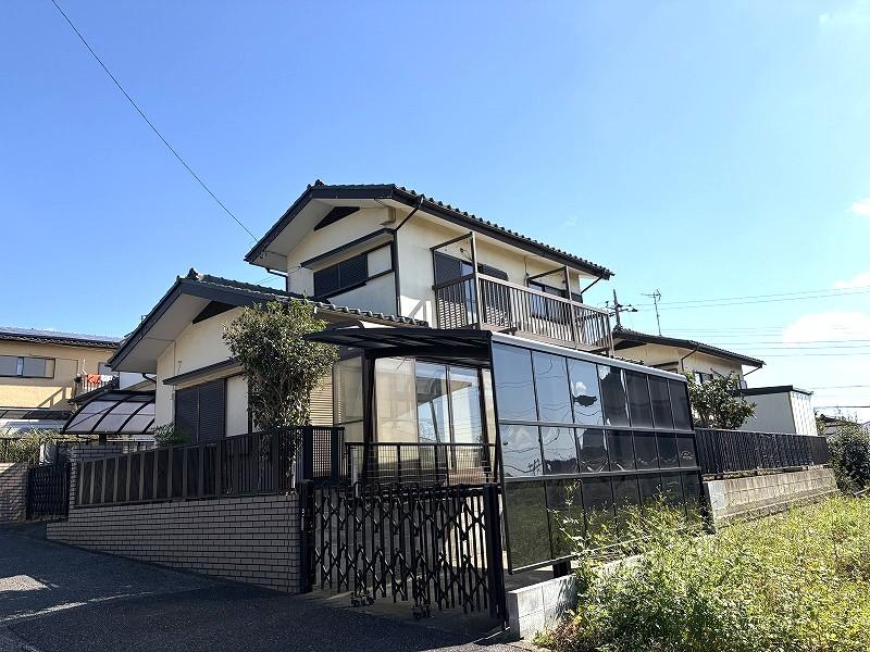 Bright 3LDK Home with Sunroom in Nozomino, Sodegaura, Chiba
