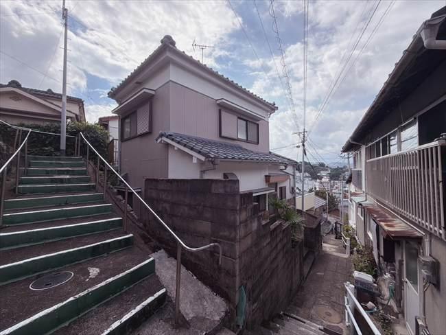 Historic Higashiyamate 3LDK with Balcony and Views, Nagasaki