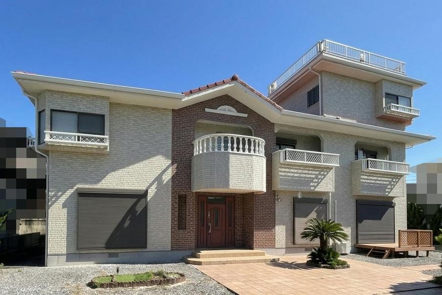 Expansive 6LDK+S Home with Rooftop and Home Elevator in Kuwana, Kuwana, Mie