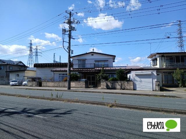 庭と駐車スペースのある奥州市水沢の日高西5LDK住宅、奥州市