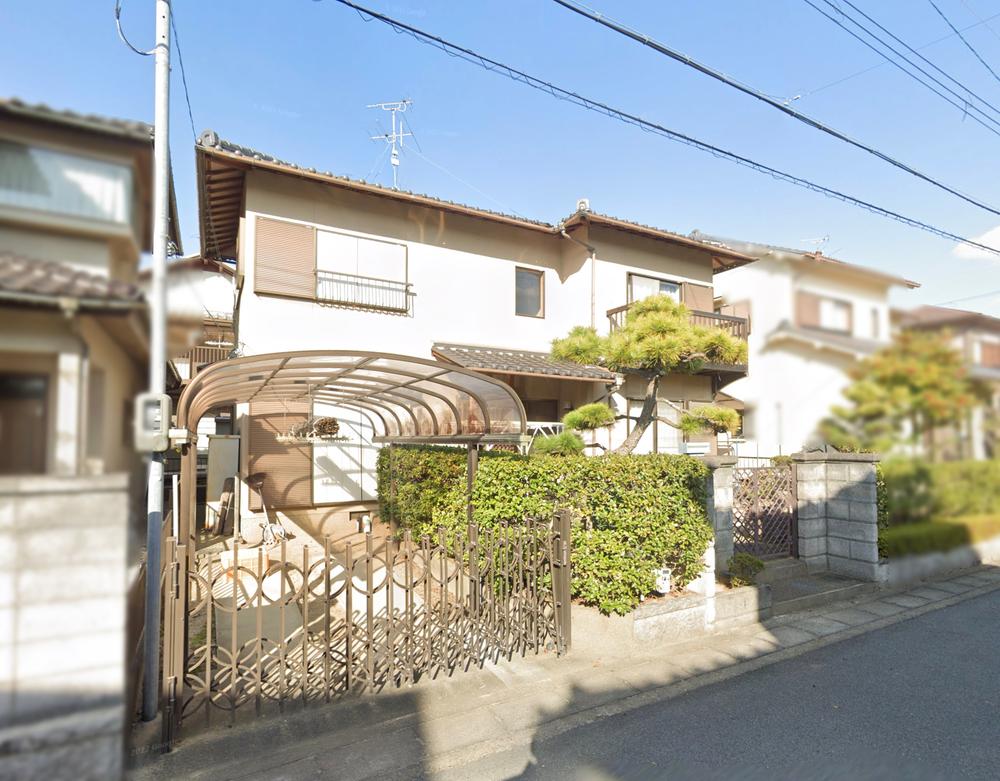 Bright 4LDK Home with Tatami Rooms in Quiet Nikaido, Tenri, Nara
