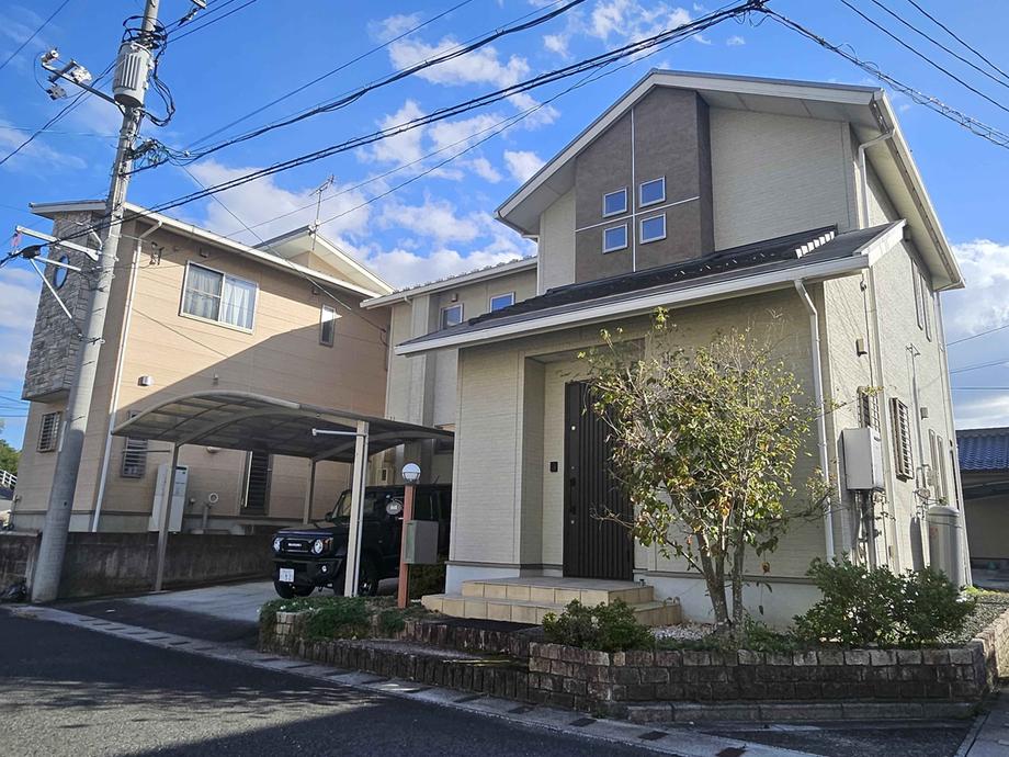 Spacious 4LDK+2S Home Near Innoshō Station, Tsuyama, Okayama