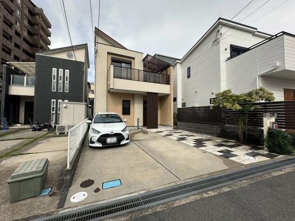 ロフトとゆとりある敷地が魅力のリフォーム済み3LDK戸建て、四條畷市