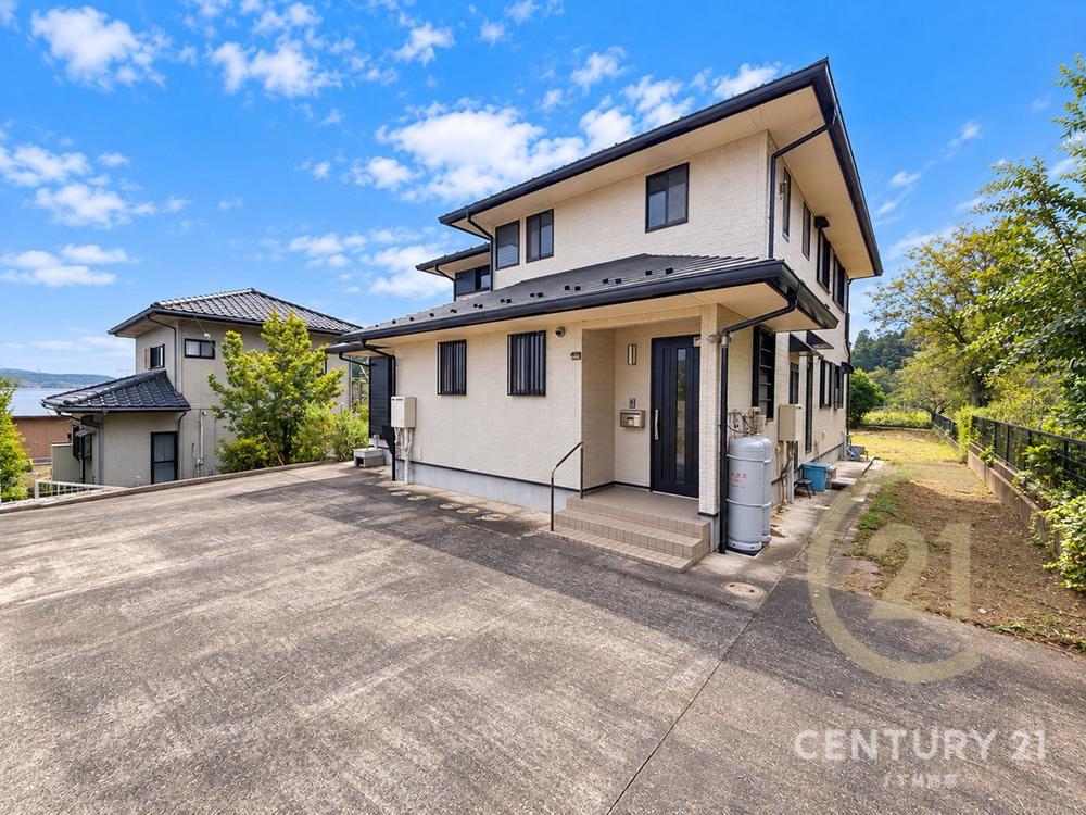 Spacious Multi-Generational Home with 6LDK+2S Layout in Tosaki, Kimitsu, Chiba