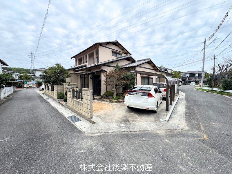 Bright 5DK Corner-Lot Home with a Garden in Okayama, Okayama
