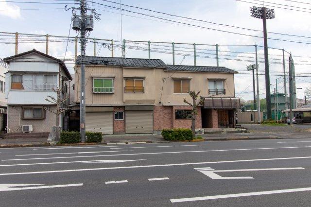 Spacious 6LDK Shop-Residence in Nishisunaharagocho, Ashikaga, Tochigi