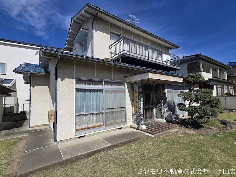 Spacious 6DK Home with 409 m² Lot in Ueda, Ueda, Nagano