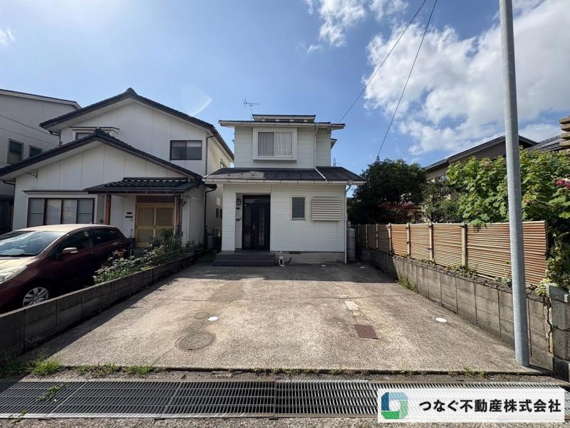 Spacious 4LDK Home with Tatami Room in Yokokawa, Kanazawa, Ishikawa