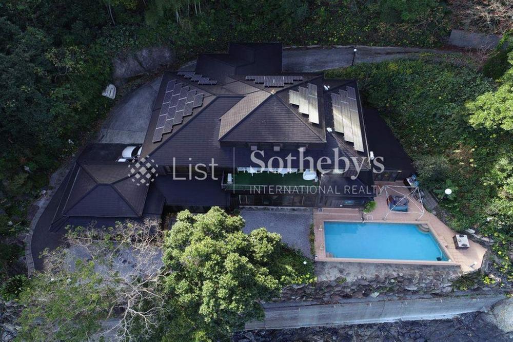 Oceanfront 8LDK Residence with Infinity Pool in Kamae, Saiki, Oita