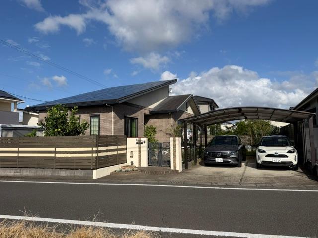 Bright Single-Story 3LDK with Solar Power in Hayamizu-cho, Miyakonojo, Miyazaki