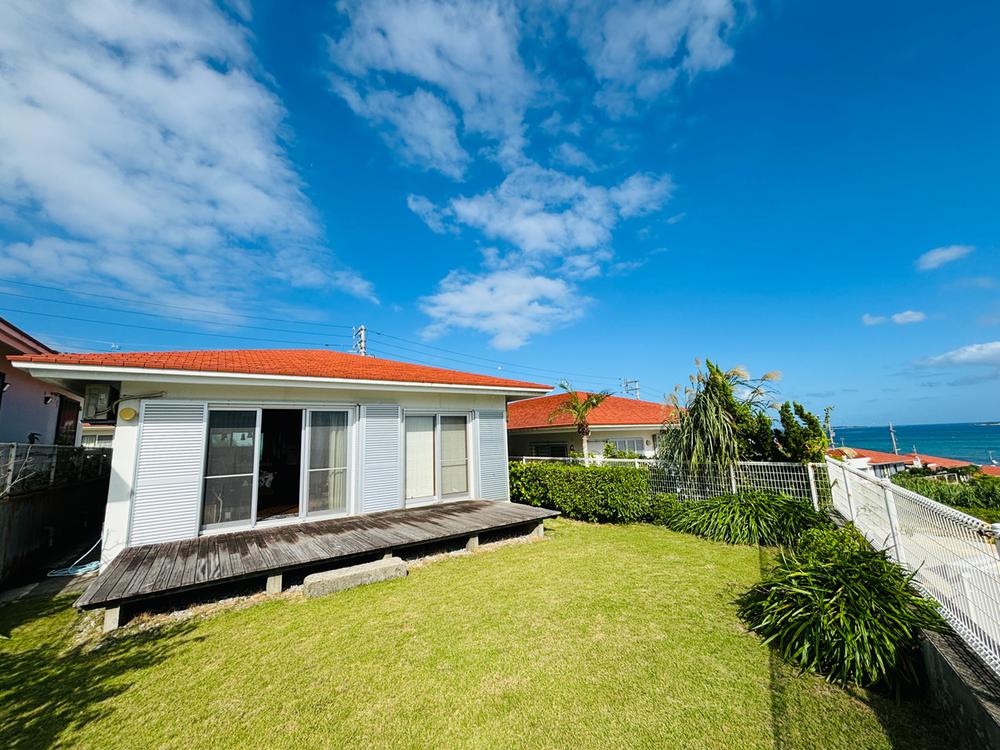 Ocean-View Single-Story 3LDK Home with Garden in Nanjo, Okinawa in Okinawa