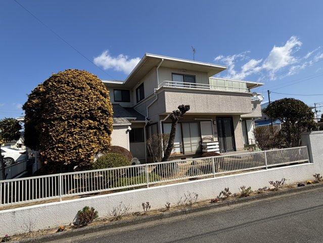 Spacious 5LDK+S Two-Story Home with Large Garden in Nishiki, Fukushima