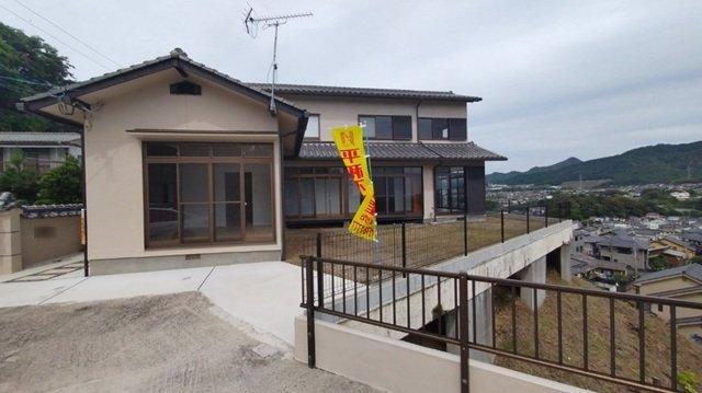 Spacious 8DK Home with Expansive Land in Quiet Kuchita in Hiroshima