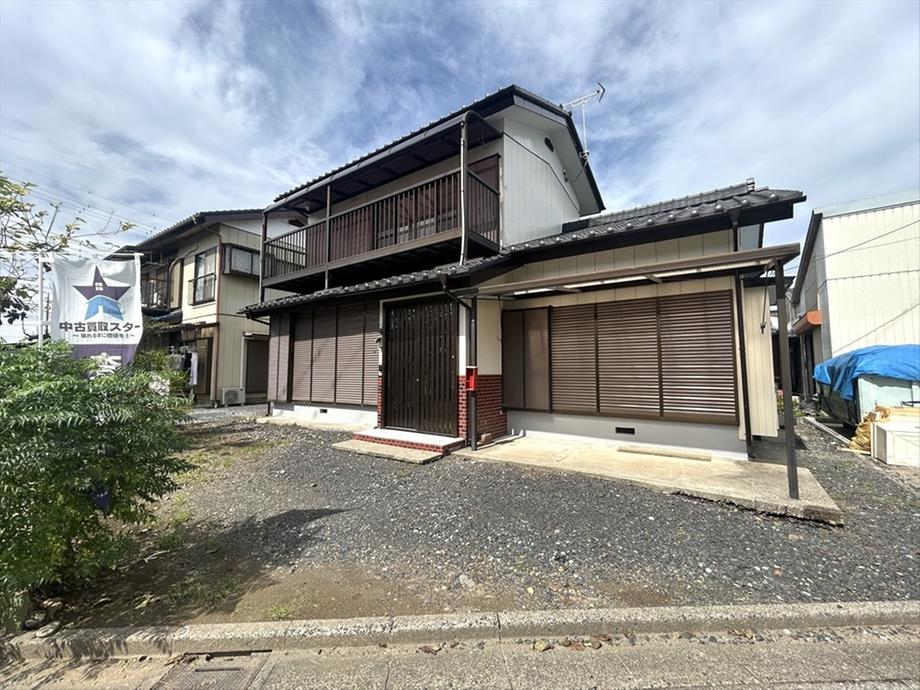 Bright 5DK Detached Home with Spacious 70-Tsubo Lot in Ashikaga, Tochigi