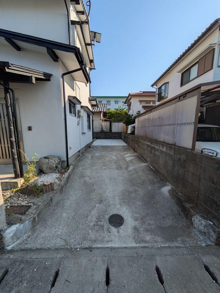 Fully Renovated Bright 3LDK Wooden Home near Saiki Station, Oita