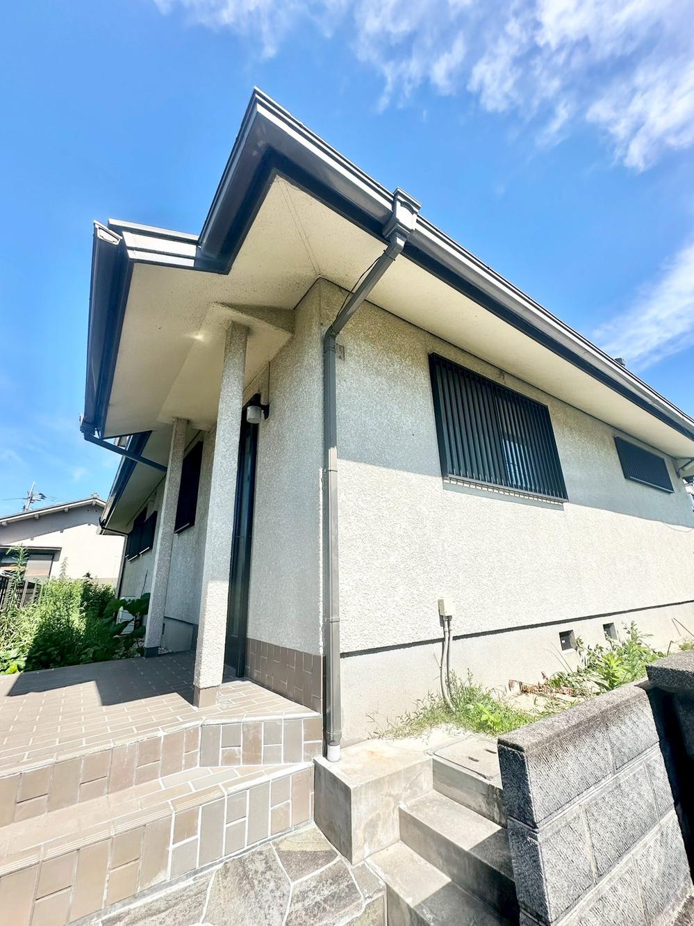 Fully Renovated 5LDK+S Home with Generous Grounds in Nara, Nara