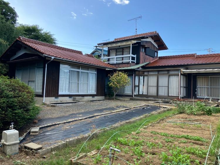 Bright 4LDK Home with Expansive Garden in Hiraku, Ube, Yamaguchi