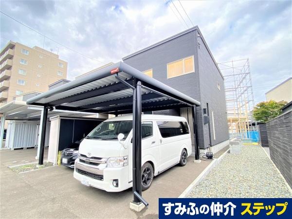 Sunny Nearly-New 3LDK Wooden Home with Floor Heating in Ishiyama, Sapporo in Hokkaido