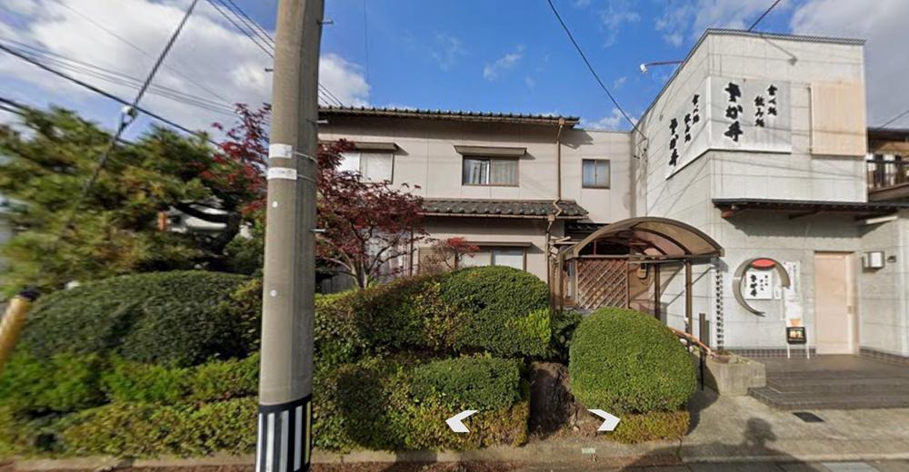 Spacious 5LDK Home with Tatami Rooms in Takagi Chuo, Fukui